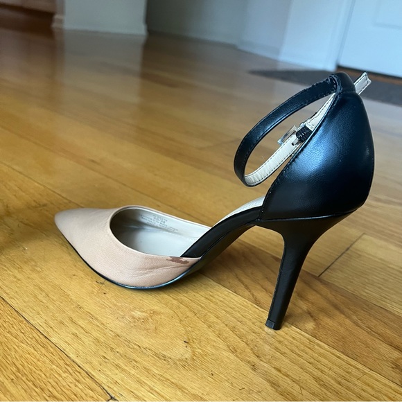 BCBGeneration Nude & Black Leather Heels - Picture 5 of 7